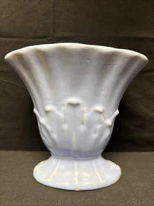 Vantage Art Pottery Ceramic Fan Vase Scalloped Edge White W/ Blue Interior - Picture 1 of 8
