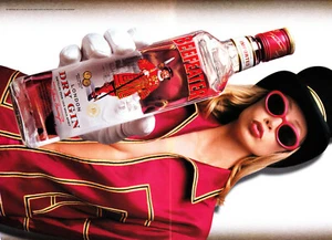 BEEFEATER GIN AD #36 RARE 2001 OUT OF PRINT VINTAGE SEXY 3 PAGES AD - Bild 1 von 3