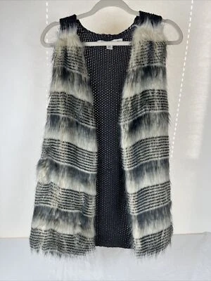 Indigo Saints人造毛皮针织毛衣背心中号 — 第 1/4 张图片