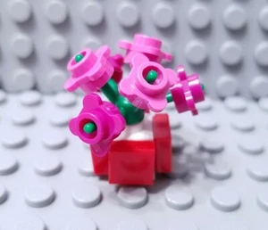 LEGO New Assembled Flower Vase Accessory with Pink Magenta Petals and 5 Stem - Picture 1 of 1