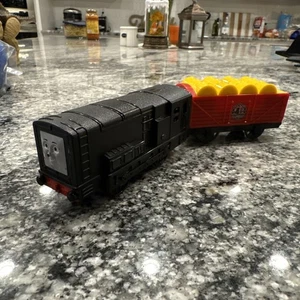 Thomas & seine Freunde TrackMaster sprechender dieselmotorisierter Zug Motor 2010 funktioniert - Bild 1 von 14