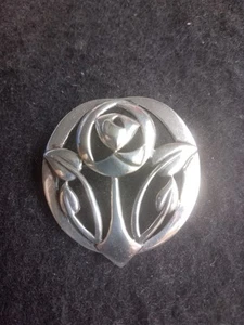 Broche de plata 925 estilo mackintosh vintage diseño perforado rosa y hoja escocés - Imagen 1 de 14