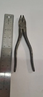 Vintage 6 1/2" de longitud ** HERRAMIENTAS UTICA *** Alicates de liniero 1950 EE. UU. Foto 1 de 4