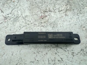 2020-2023 CADILLAC CT5 SMART KEYLESS ENTRY ANTENNA CONTROL MODULE UNIT 13530910 - Picture 1 of 15