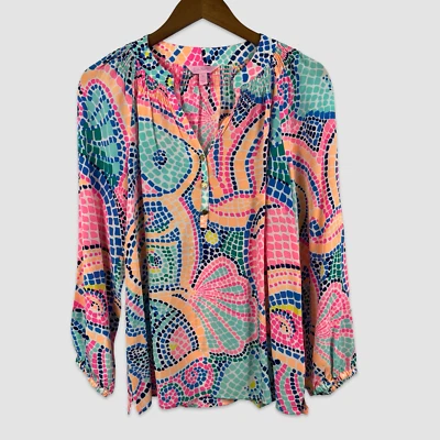 Lily Pulitzer 女式中号全新无标签 Elsa 衬衫上衣丝绸长袖马赛克 — 第 1/4 张图片