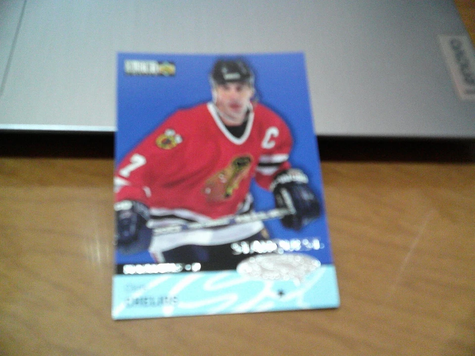 1997-98 UPPER DECK COLLECTORS CHOICE STARQUEST INSERT- CHRIS CHELIOS-BLACKHAWKS - Image 1 of 1