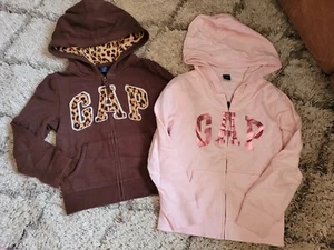 Girls Gap Hoodie Lot Leopard Print Logo Pink Foil Size 5 Girls sweatshirt - Picture 1 of 5