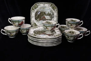 JOHNSON BROTHERS FRIENDLY VILLAGE 8 PIATTI SNACK QUADRATI E 8 TAZZE PONTE COPERTO - Foto 1 di 9