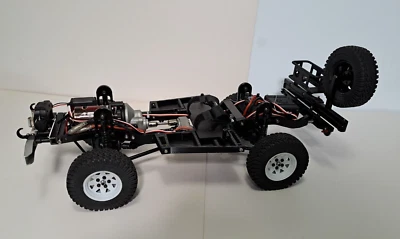 CUSTOM  RC4WD Gelande II  1/10 Scale 4WD Crawler for (Toyota Cruiser) - Image 1 of 4