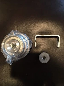 Toyota Lexus Scion Oil Filter Wrench Tool + filter cap 15620-31060 + Bonus Plug - Bild 1 von 6