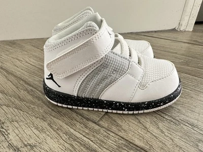 ZAPATOS NIKE AIR JORDAN FLIGHT 4 GT 828244-100 TALLA 6C. BEBÉ NIÑO GRIS BLANCO Foto 1 de 4