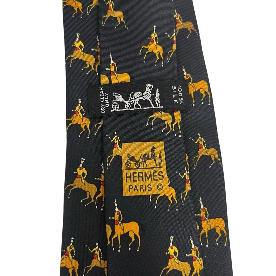 Мужской галстук Hermes Minotaur Centaur Horses черный шелк 7225 UA 3 3/8 дюйма (W) x 55 дюймов (L) - Изображение 1 из 4
