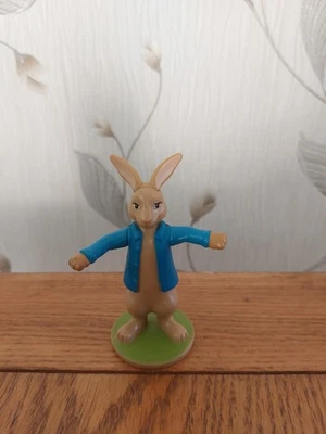 Figura de juguete McDonalds Happy Meal Peter Rabbit 4" Foto 1 de 3