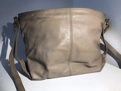 Vintage SAS Handbag Women BeLeather Lined Purse Shoulder Beige - Image 1 of 4