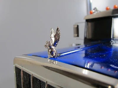 Toy Hood Ornament emblem flying Pig for Tamiya 1/14 RC King Grand Knight Hauler - Image 1 of 4
