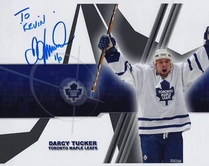 DARCY TUCKER Autographed "TORONTO MAPLE LEAFS" 8X10 PHOTO - COA - Picture 1 of 2