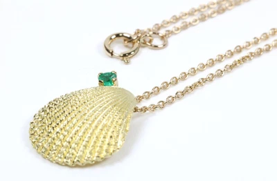 Collar colgante vintage Tiffany & Co esmeralda oro amarillo 18k concha regalo pulido Foto 1 de 4