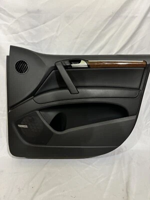 AUDI Q7 2007-2015 MONTAJE PANEL PUERTA LADO CONDUCTOR DELANTERO DERECHO GENUINO Foto 1 de 2