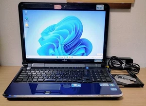 Fujitsu Lifebook AH77D Laptop Windows11 Core i7 8GB RAM 256GB SSD 156inch BluRay - Picture 1 of 12