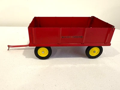 CAJA ERTL 1/16 de colección barcaza Massey Ferguson vagón granja juguete 1976 Foto 1 de 4