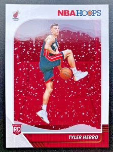 2019-20 Panini NBA Hoops - Tyler Herro #210 Winter (RC) - Foto 1 di 2