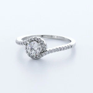 0.9CT AGI Lab-Created Diamond D/VS1 Round Cut Platinum Prong Halo Sidestone Ring - Picture 1 of 3