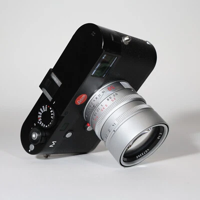 LEICA M (TYP 240) 10770 BLACK DIGITAL RANGEFINDER [EXCELLENT] w/ 50MM SUMMILUX-M - Image 1 of 4