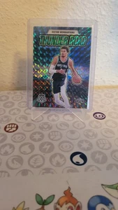 2024-25 Mosaic Victor Wembanyama Thunder Road Spurs Green Prizm - Picture 1 of 3