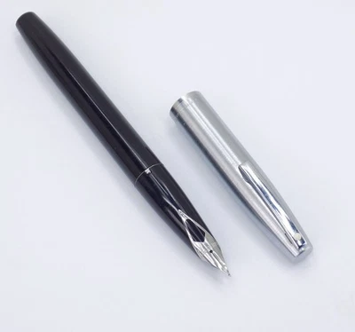 SHEAFFER IMPERIAL BLACK & STEEL CAP FOUNTAIN PEN - Image 1 of 4