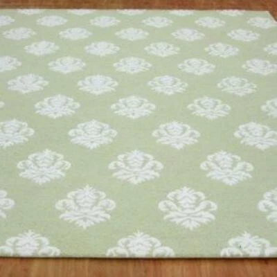 Damask Green Color Floral Loop & Cut Hand Tufted Modern Stryle Woolen Area Rug - Image 1 of 4