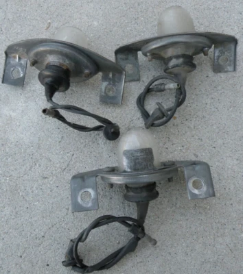 LINCOLN CONTINENTAL MATRÍCULA CARCASA LUZ LÁMPARA CUBIERTA LENTE 1960 60 OEM Foto 1 de 4