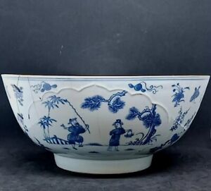 Large Chinese Stapled Export Qianlong Blue and White Punch Bowl - C.1760