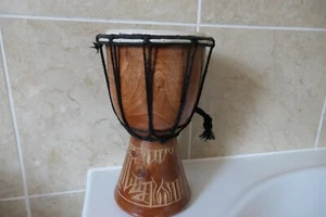 NORTH AFRICAN 24.5CM CARVED WOODEN 2 CAMEL PATTERN DJEMBE BONGO ANIMAL SKIN DRUM - Picture 1 of 18