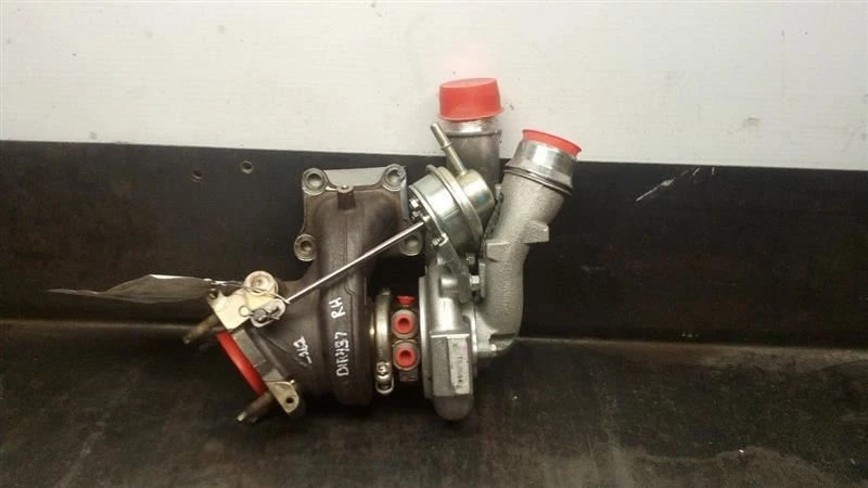 Passenger Right Turbocharger from 2014 Cadillac CTS 3.6L 8341832 - Image 1 of 4