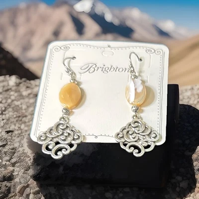 Pendientes Brighton BARBADOS NUVOLA SHELL Alambre Francés Nuevo con Etiquetas ¡Encontrar ultra raro! Foto 1 de 2