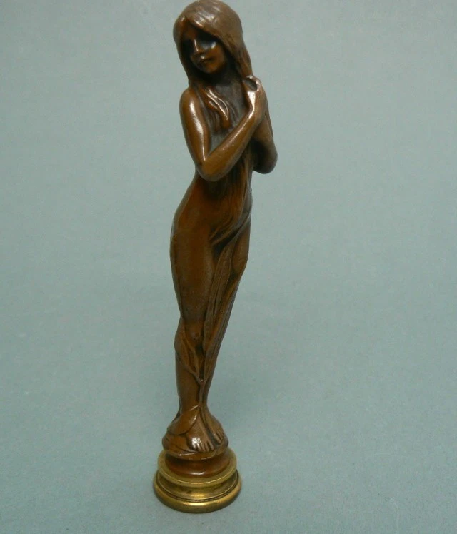 originale WIENER BRONZE PETSCHAFT junge Frau mit langem Haar - Bermann Wien - Bild 1 von 1