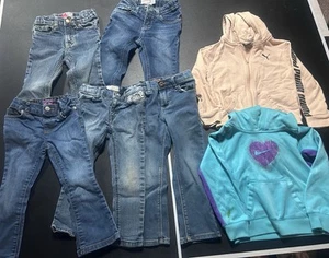 3T Puma Nike Hoodie/Jacke mit Jeans Bekleidungspaket 7 Teile Mädchen Paket - Bild 1 von 13