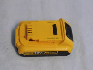 Batería de herramienta inalámbrica Dewalt XR 18v 2.0Ah de iones de litio Nº2 - Imagen 1 de 3