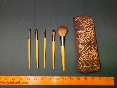 EcoTools Start The Day Beautifully Brush Set  5 Makeup Brushes  - Image 1 of 4