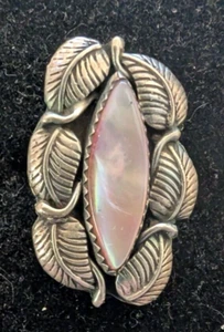 Vintage Sterling Silver Pink Mother of Pearl Shell w side Leafs Sizes 6 thru 7.5 - Picture 1 of 10