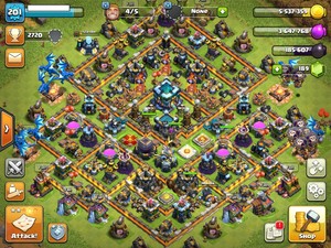 TH13 Stronger Defenses 51 52 50 19 Heroes, Great Walls, NiceTroops, 3000+ War ST