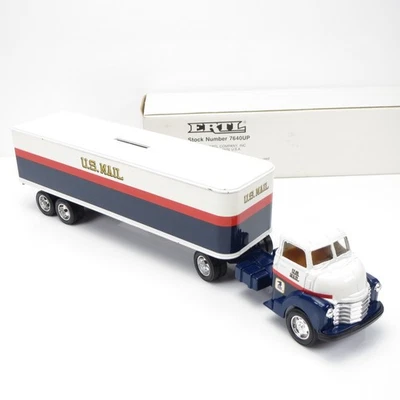 Banco de reboque semi trator fundido U.S. Mail 1950 Chevy Cab Vintage ERTL 1:43 - Imagem 1 de 4