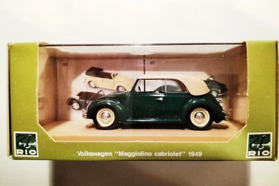 VOLKSWAGEN Maggiolino cabriolet - 1949 - Verde - RIO #93 - 1:43 with Show case - Immagine 1 di 2