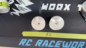 1 Par de Ruedas Traseras Team Losi XXXT - Juego Blanco #2 (XXX-T, XXX-NT) - Imagen 1 de 4