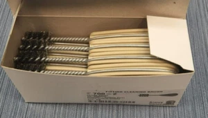 Lote de 12 x Sioux Chief S7002 Series 700 1/2 pulg. Cepillo de montaje de acero al carbono - Imagen 1 de 2