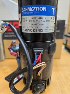 Motor Amada Sanyo Denki T730B-412EL7 HFB HFE - Imagen 1 de 2