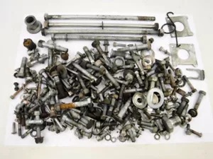 MOTO GUZZI Juego de tornillos usados Breva 750 GUBOUTSET/BRA Used juego de tornillos breva - Imagen 1 de 5