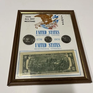 U.S. Bicentennial Coinage & Currency 1776 - 1976 Display Framed $2 Dollar Bill + - Bild 1 von 7