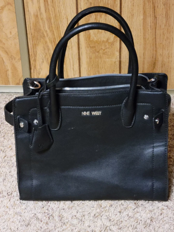 Bolsa de ombro de couro Nine West - Imagem 1 de 4