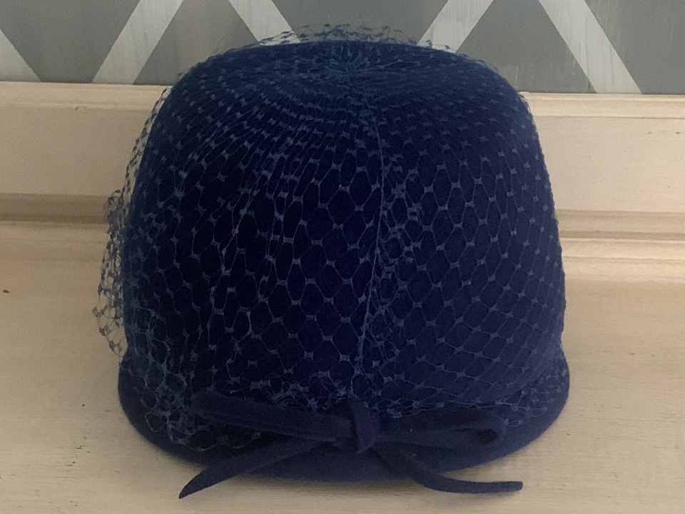 Sombrero de terciopelo Peachboom azul vintage para mujer, piel importada talla 22, ¡raro! Foto 1 de 4